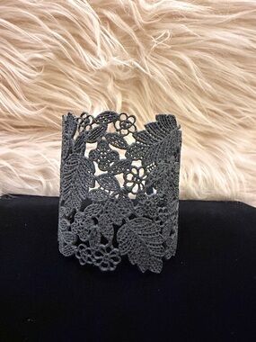 Stella & Dot Black Floral Lace Cuff Bracelet